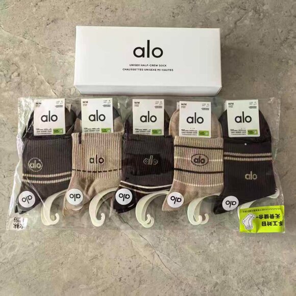 A4- New ALO Yoga Women's Neutral Half-Crew Socks 5-Pack Brown Black Tones